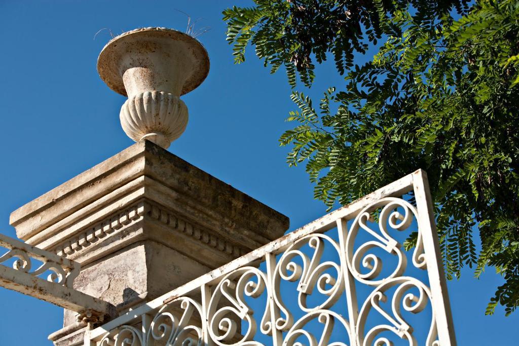 Chateau De Siran - Hotel & Spa Esterno foto